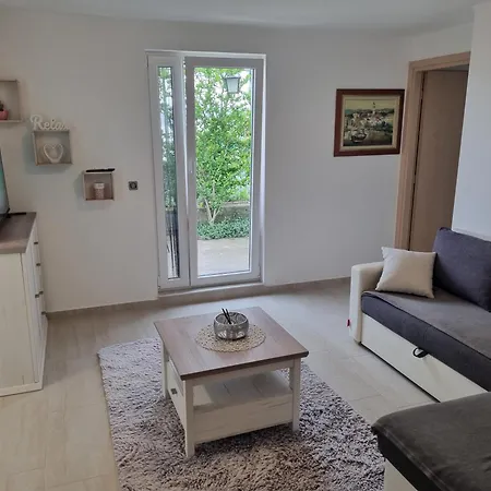 Sanda نوفي فينودولسكي